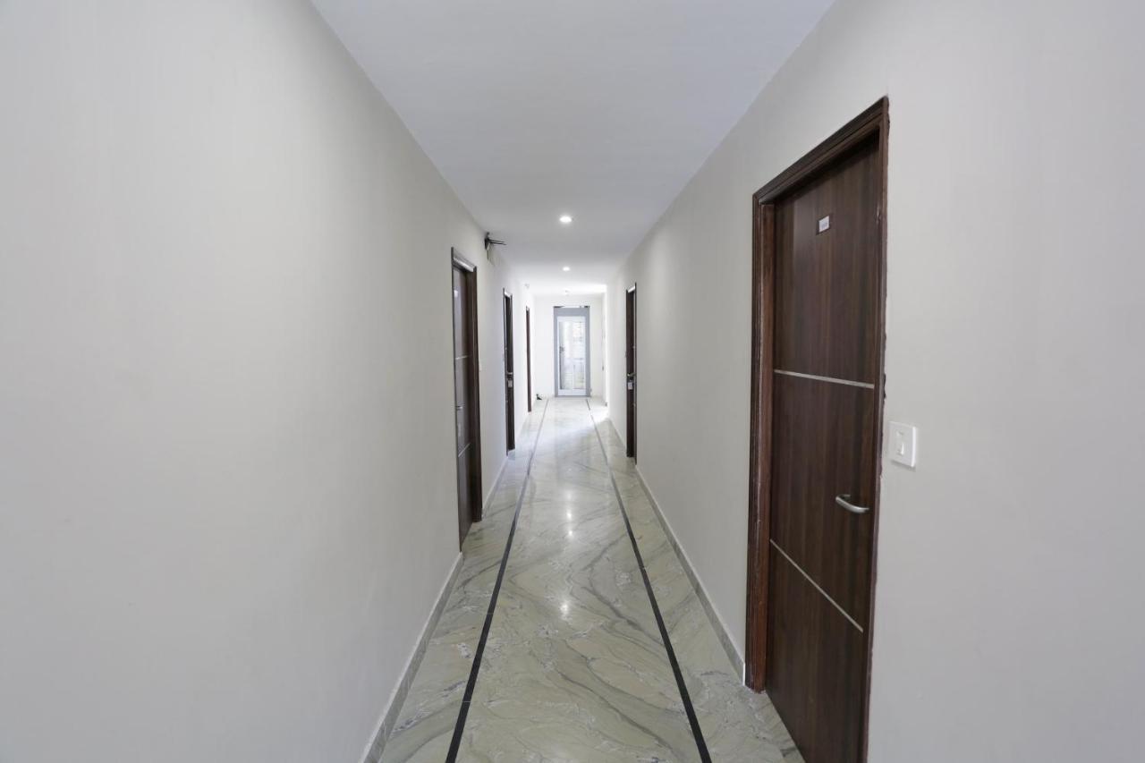 Capital O 37423 Golden Leaf Dehradun Exterior foto